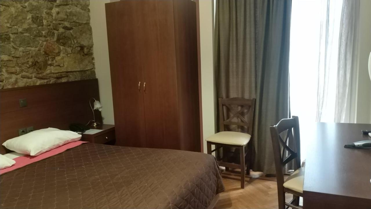 Ambrosia Suites Aten Exteriör bild